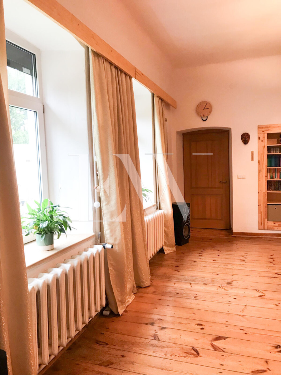 pruszkowski, Brwinów, 2 pok. w kamienicy/ogród  350m2 /garaż/25km od Wwa