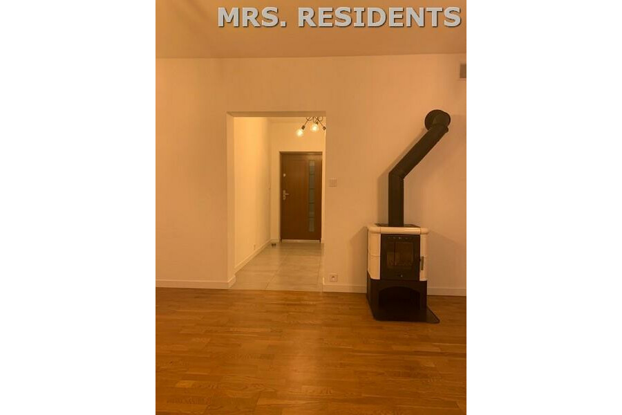 pruszkowski, Pruszków, zadbany dom w bardzo dobrej lokalizacji Pruszkowa