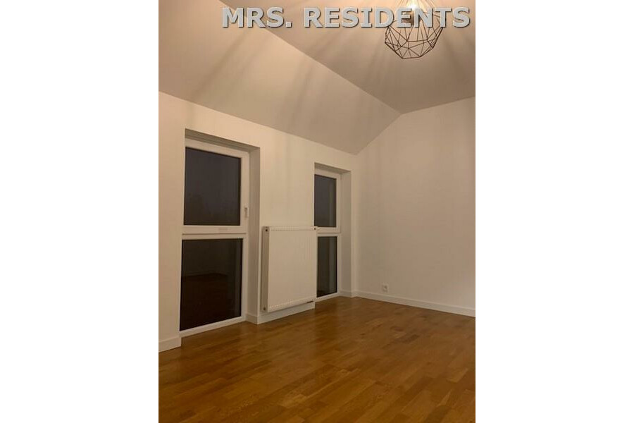 pruszkowski, Pruszków, zadbany dom w bardzo dobrej lokalizacji Pruszkowa