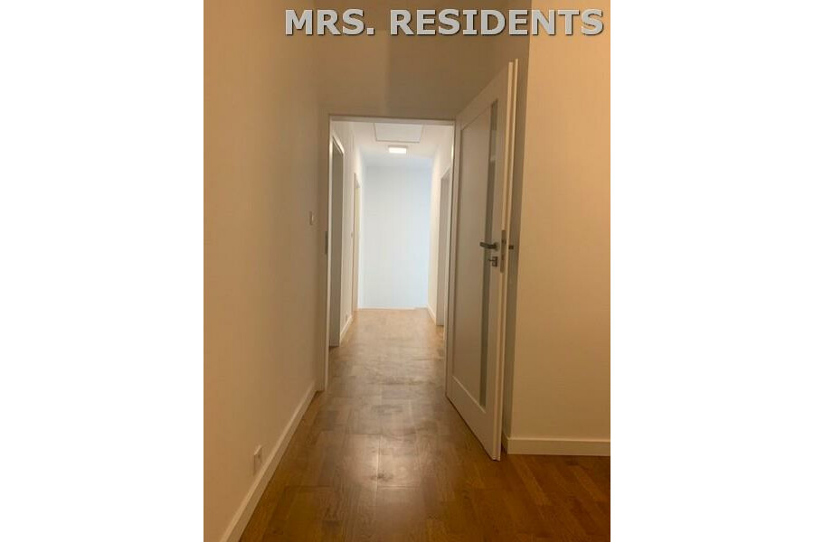 pruszkowski, Pruszków, zadbany dom w bardzo dobrej lokalizacji Pruszkowa