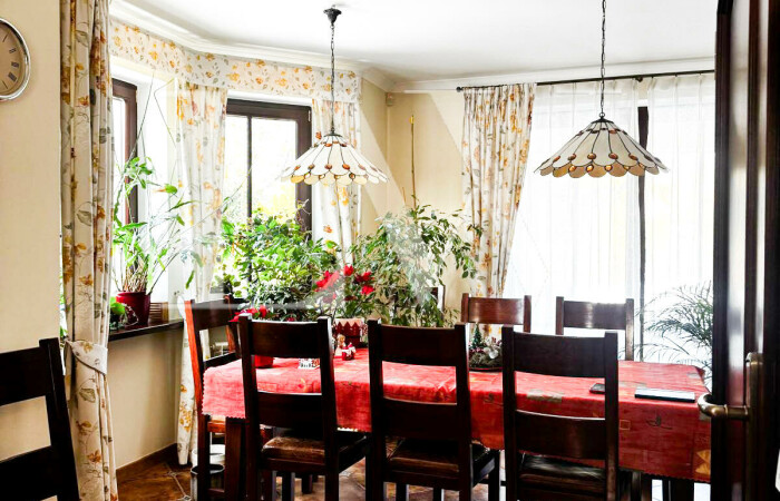 pruszkowski, Brwinów, Otrębusy, Kanie, Urokliwy dom pod Warszawą | Ogród  I WKD I cisza I garaż