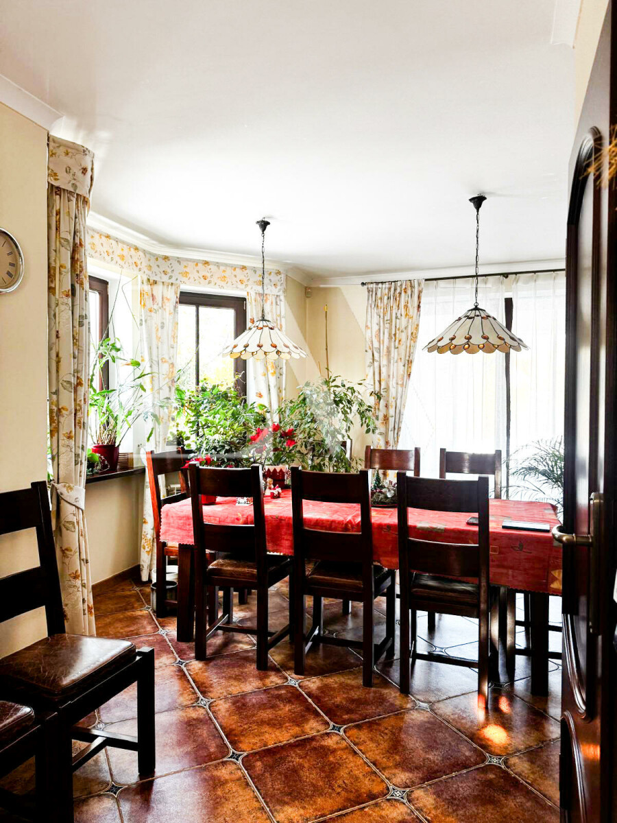 pruszkowski, Brwinów, Otrębusy, Kanie, Urokliwy dom pod Warszawą | Ogród  I WKD I cisza I garaż