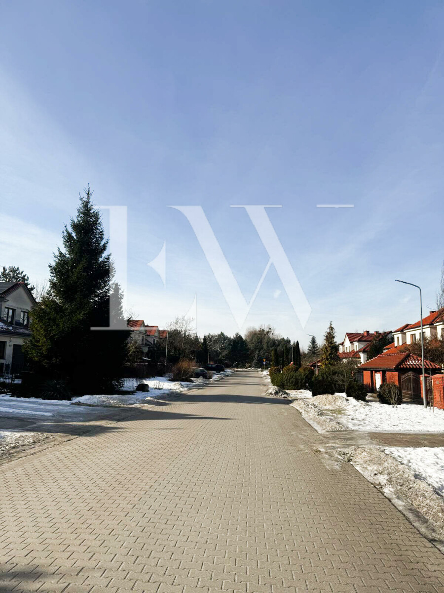 pruszkowski, Brwinów, Otrębusy, Kanie, Urokliwy dom pod Warszawą | Ogród  I WKD I cisza I garaż