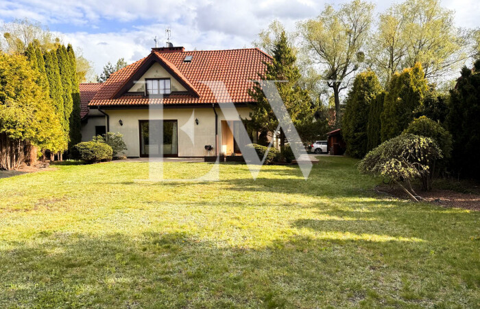pruszkowski, Brwinów, Otrębusy, Kanie, Urokliwy dom pod Warszawą | Ogród  I WKD I cisza I garaż